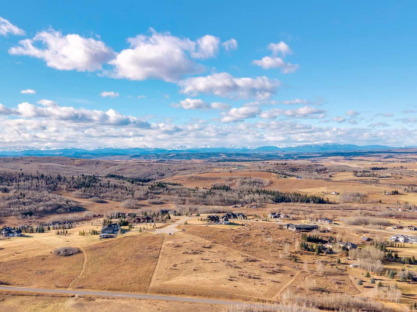 12 Red Willow Court W