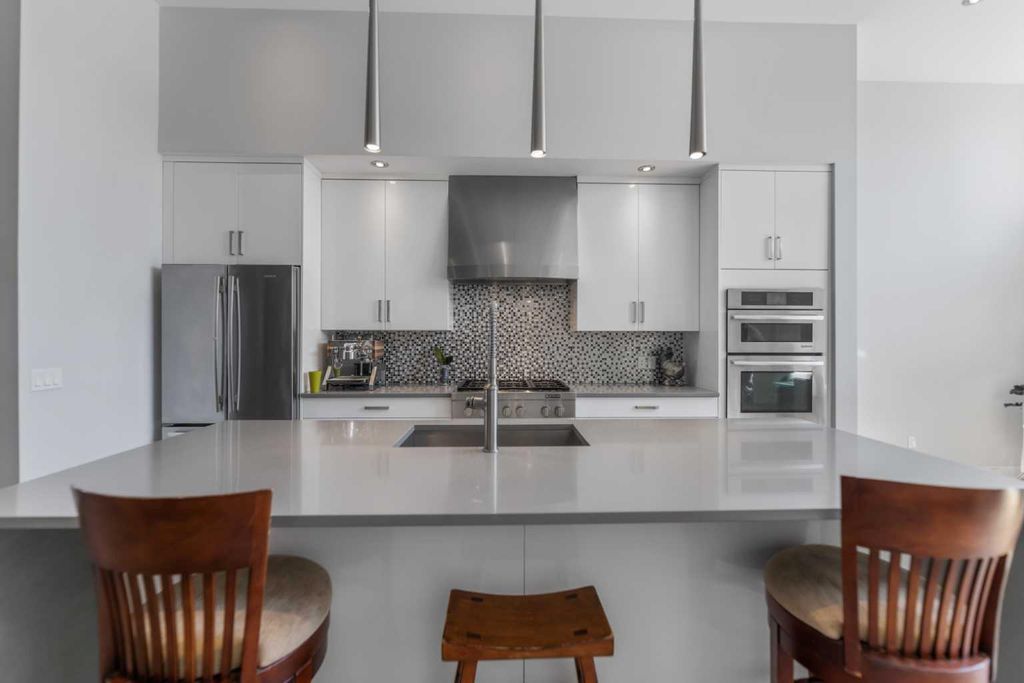 Photo of 831 22 Avenue NW, Calgary, AB T2M 1P3 (MLS # A2306256)