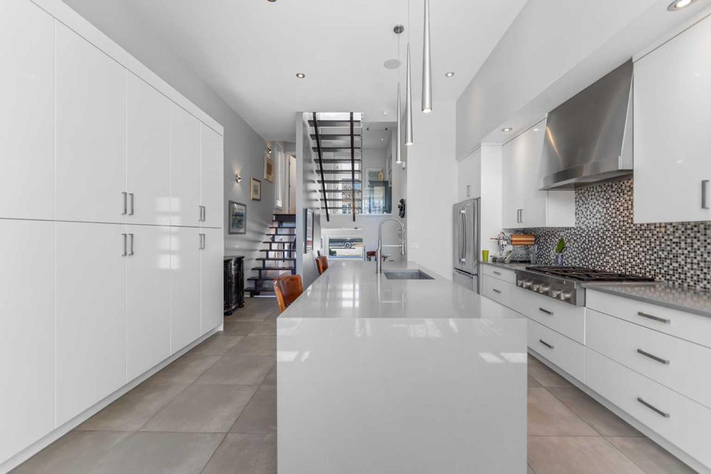 Photo of 831 22 Avenue NW, Calgary, AB T2M 1P3 (MLS # A2306256)