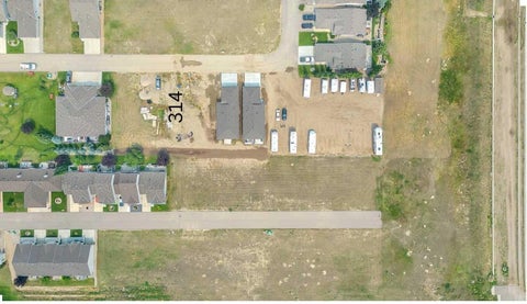 Photo of 314 Whispering Way, Vulcan, AB T0L 2B0 (MLS # A2344797)