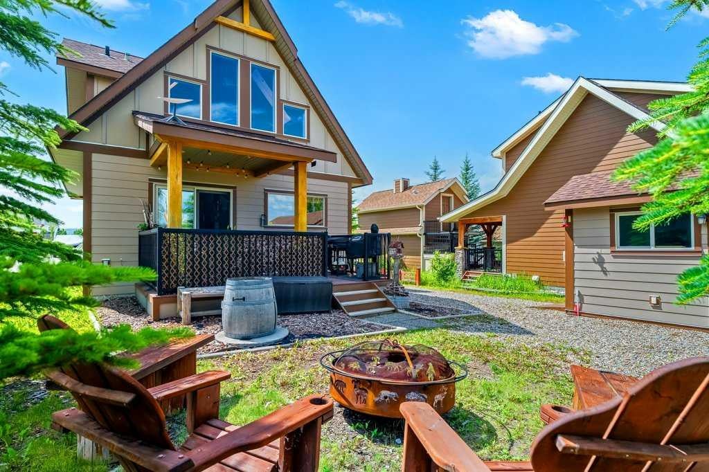 Photo of 224 Cottageclub Crescent, Rural Rocky View County, AB T4C 1B1 (MLS # A2328462)