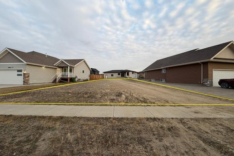 Photo of 2003 61 Avenue, Lloydminster, AB T9V 3R2 (MLS # A2350283)
