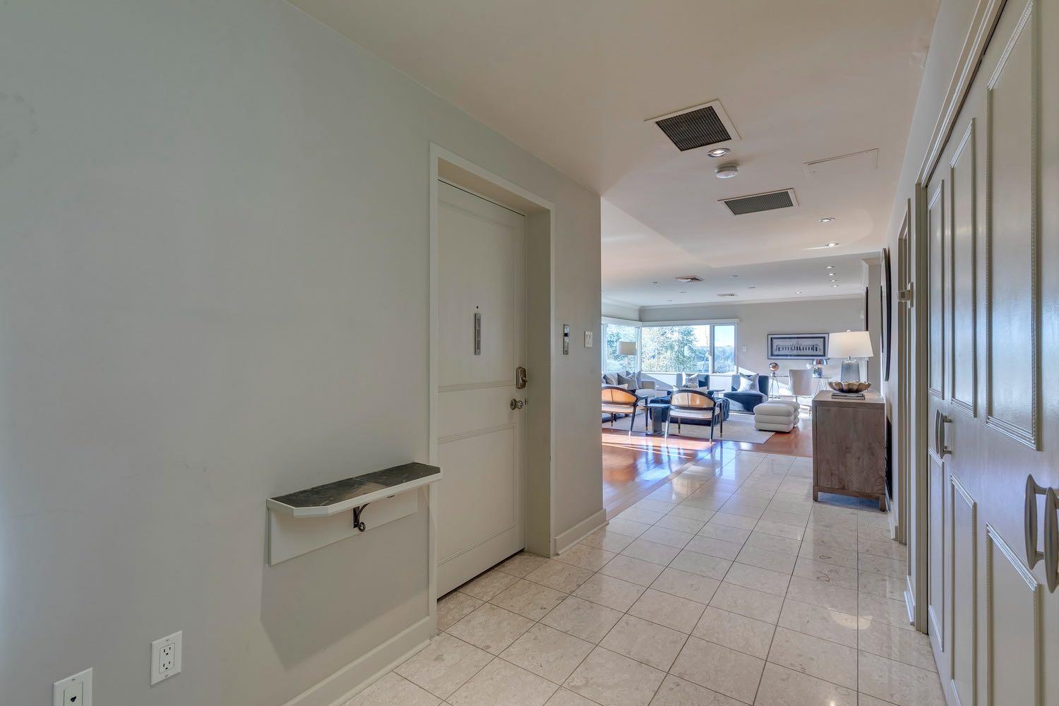 222 Eagle Ridge Drive SW 3N