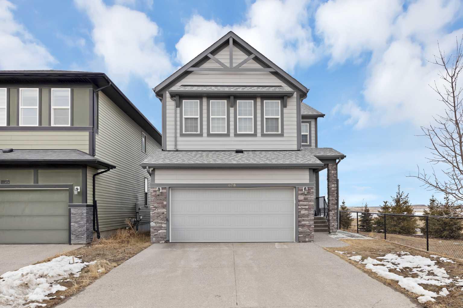 678 Cornerstone Avenue NE