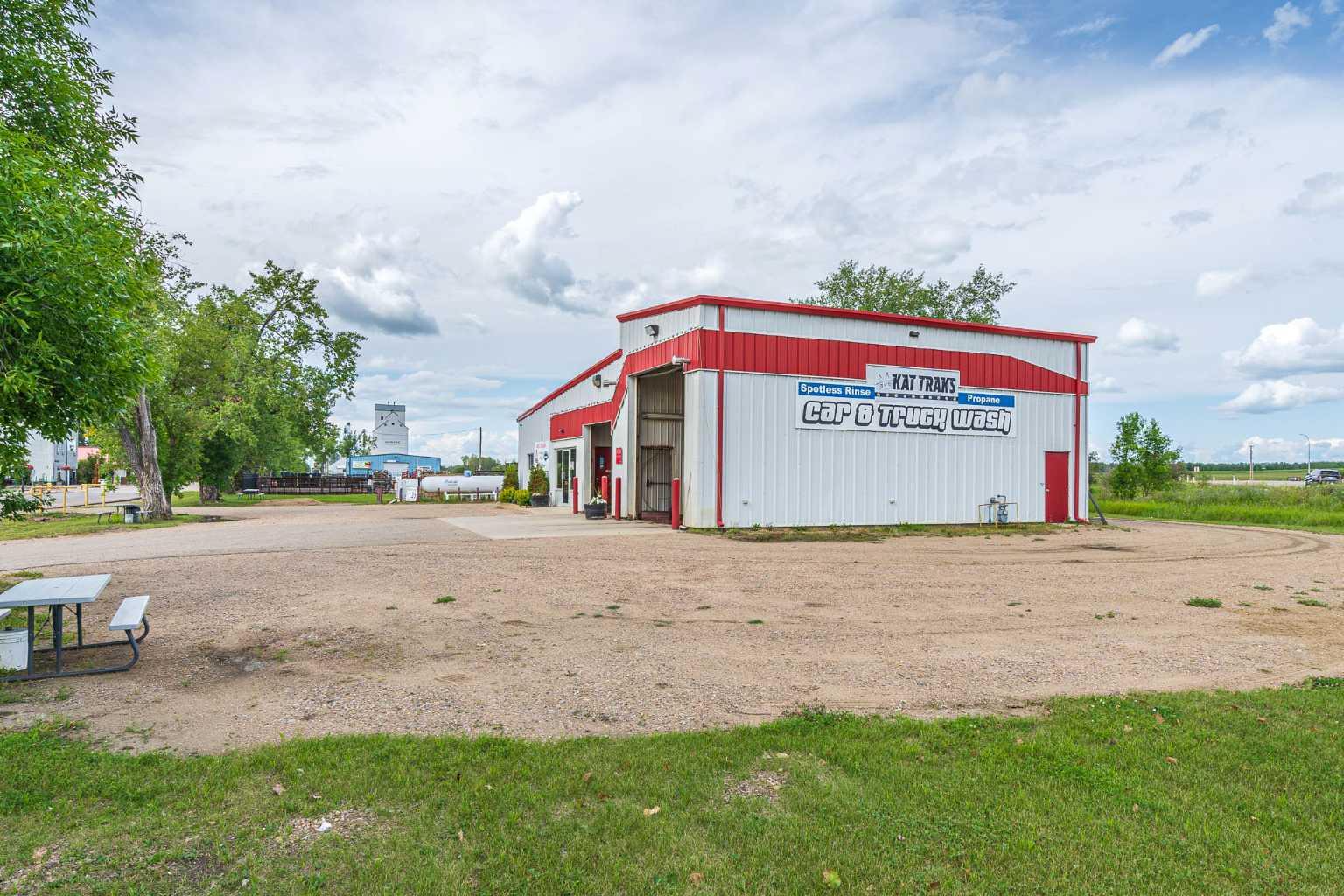 20 Railway Avenue S
