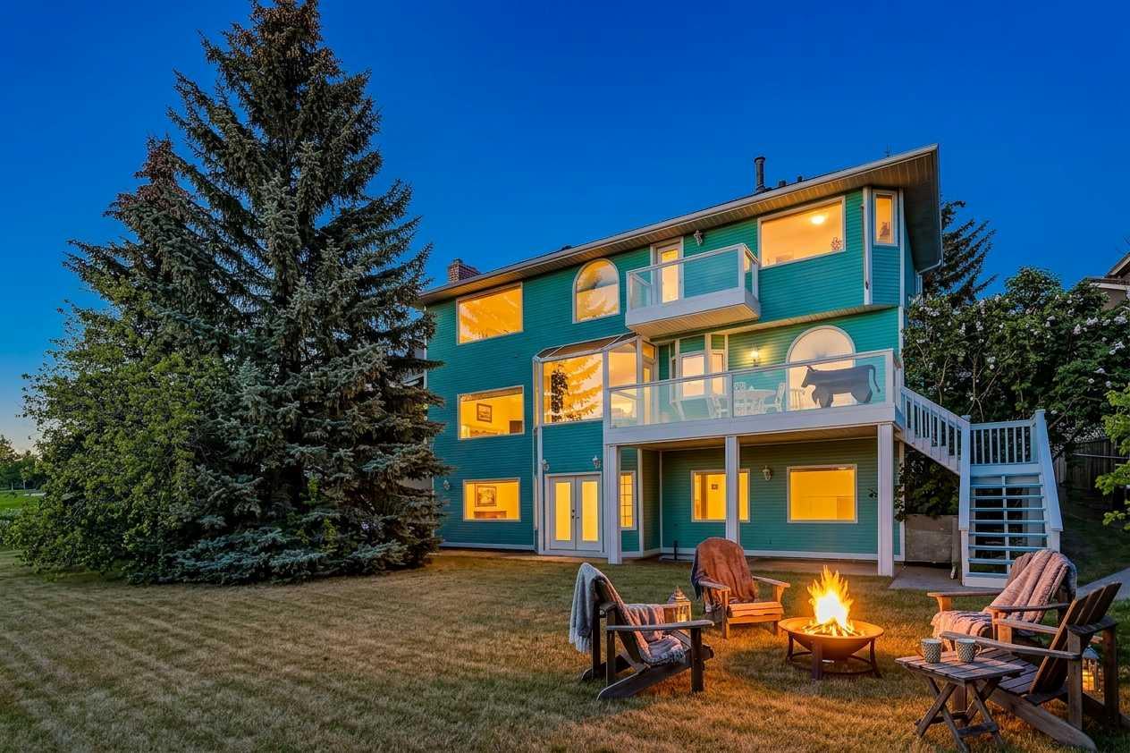 523 Scimitar Bay NW