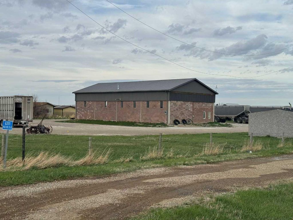 Photo of 62011 21-0 Range, Rural Warner No. 5, County of, AB T0K 2S0 (MLS # A2307779)