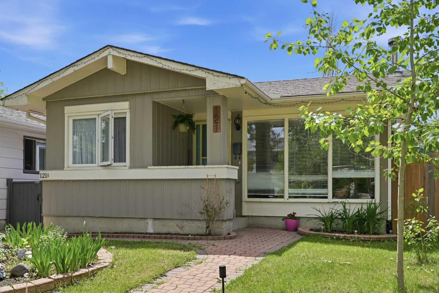 121 Sunbank Way SE