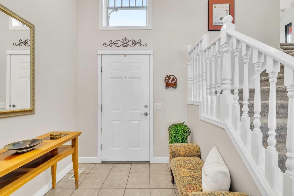 Photo of 103 Panamount Crescent NW, Calgary, AB T3K 5L8 (MLS # A2281561)