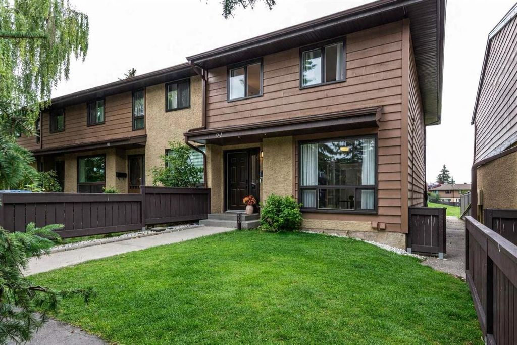 Photo of 2300 Oakmoor Drive SW #94, Calgary, AB T2V 4N7 (MLS # A2292453)