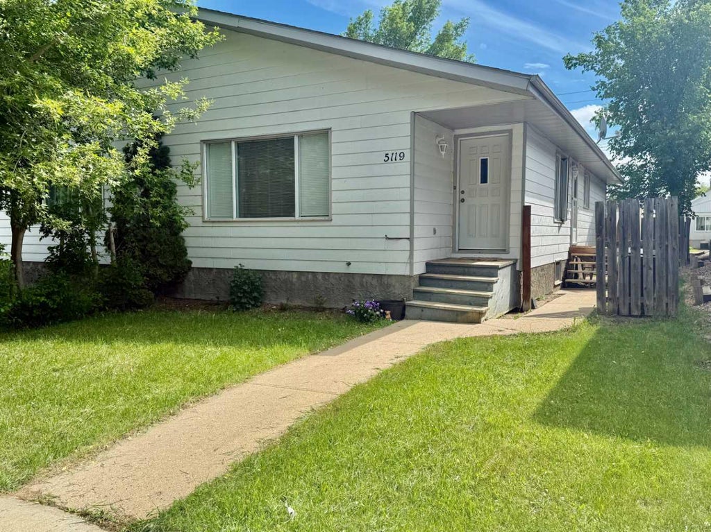Photo of 5119 51 Street, Provost, AB T0B 3S0 (MLS # A2319647)