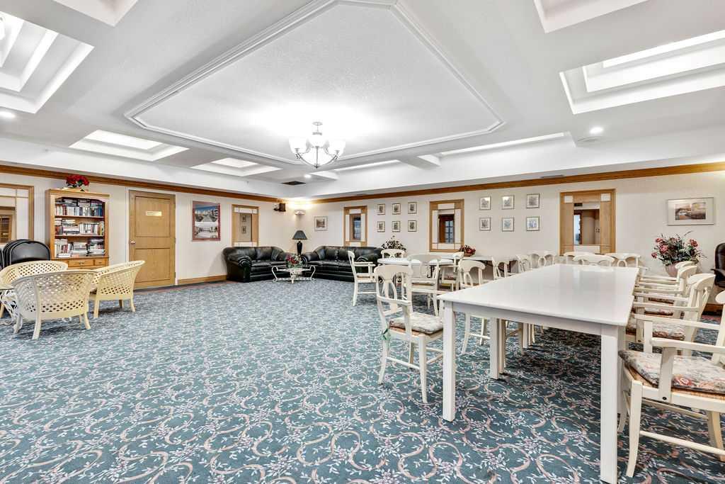 200 Lincoln Way SW 310