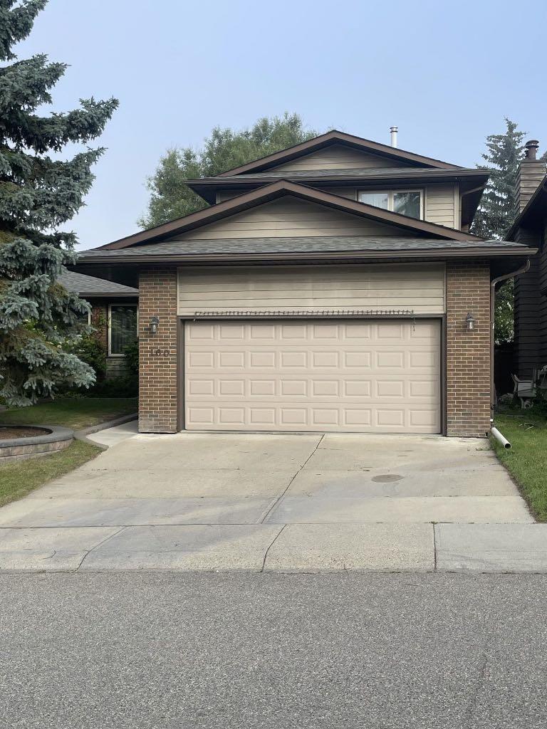 160 Hawkwood Way NW