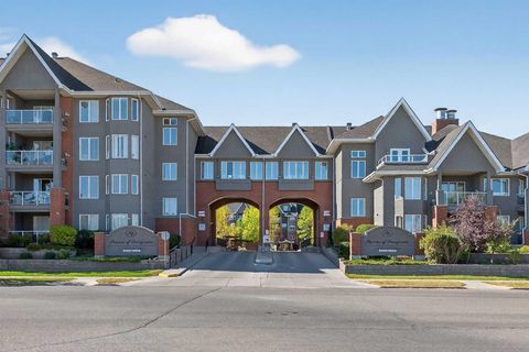 15 Everstone Drive SW 446 Calgary AB T2Y 5B5