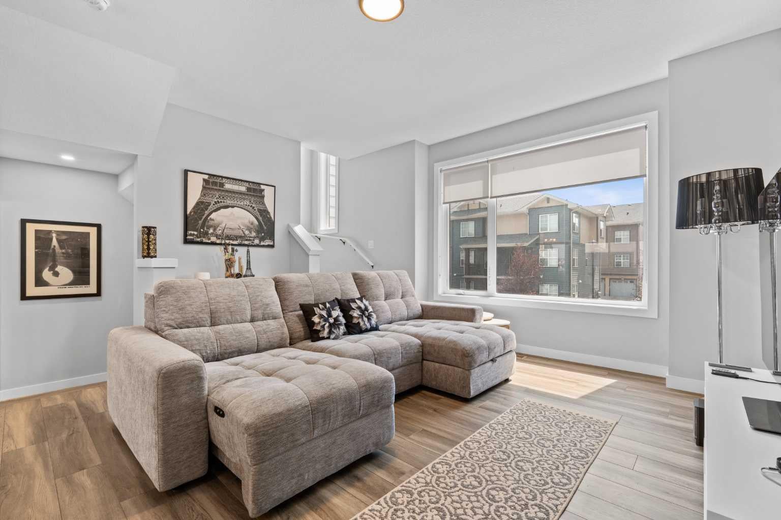 32 Evanscrest Court NW