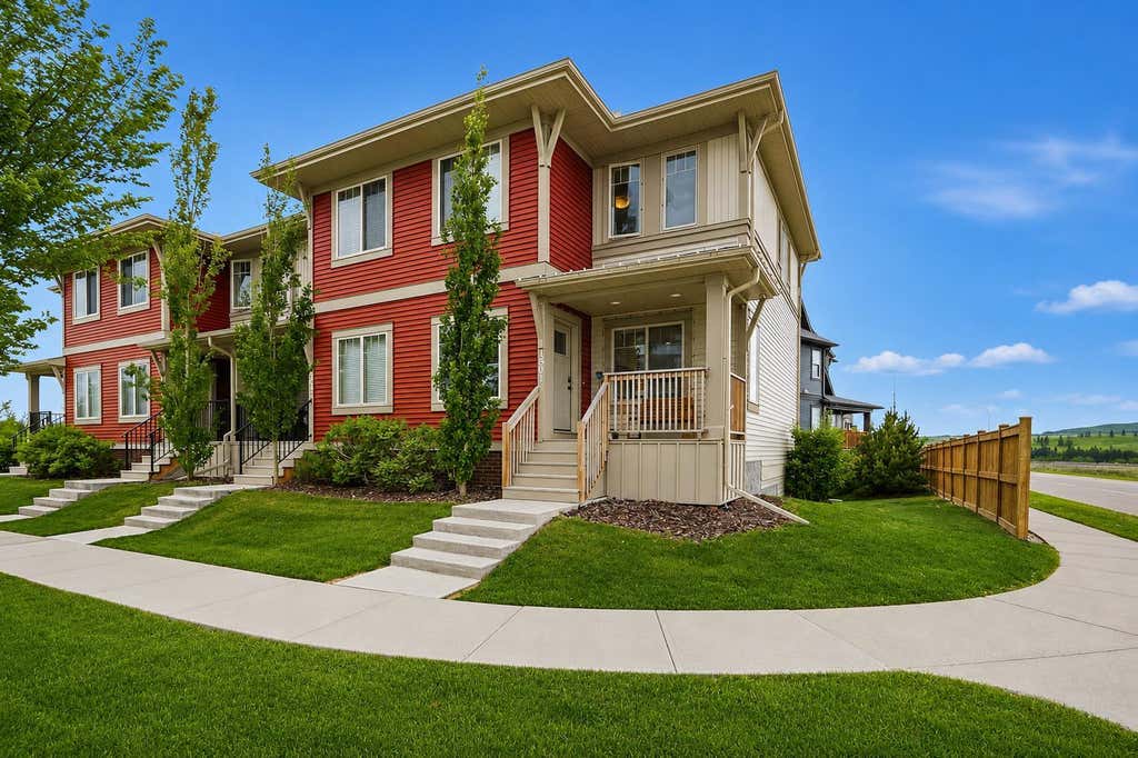 Photo of 32 Horseshoe Crescent #1801, Cochrane, AB T4C 2P4 (MLS # A2327837)