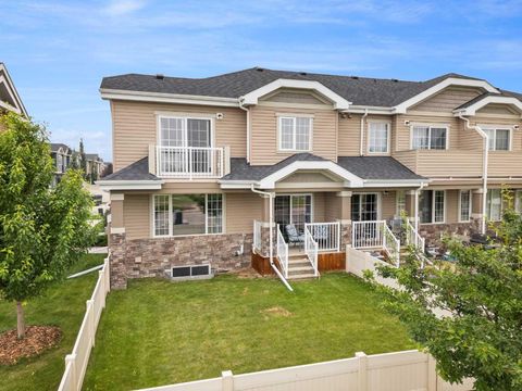 Photo of 19 Golden Crescent, Red Deer, AB T4P 2P9 (MLS # A2331218)