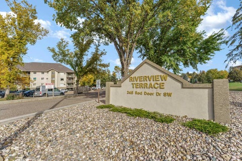 Photo of 245 Red Deer Drive SW #104, Medicine Hat, AB T1A 8P4 (MLS # A2351497)