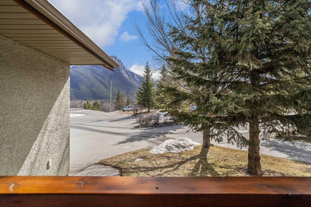 Photo of 36 Windridge Road #4, Exshaw, AB T0L 2C0 (MLS # A2294171)