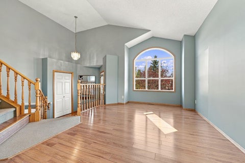 Photo of 184 Hidden Circle NW, Calgary, AB T3A 5G8 (MLS # A2352297)