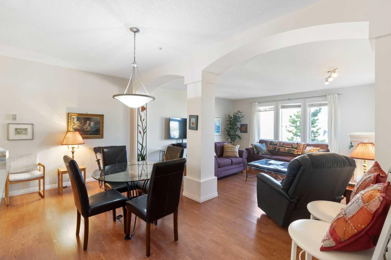 2422 Erlton Street SW 404