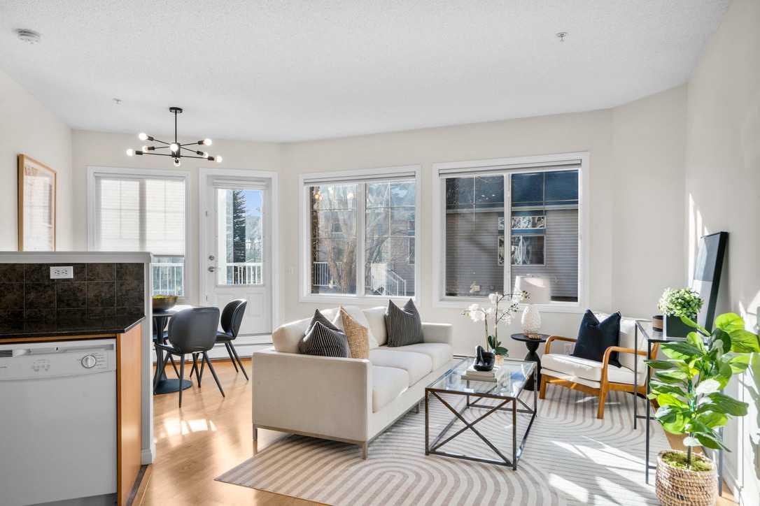 8 Prestwick Pond Terrace SE 121