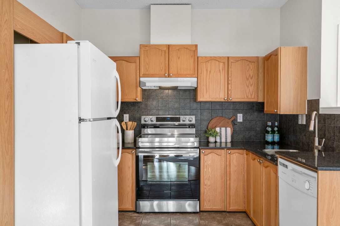 8 Prestwick Pond Terrace SE 121