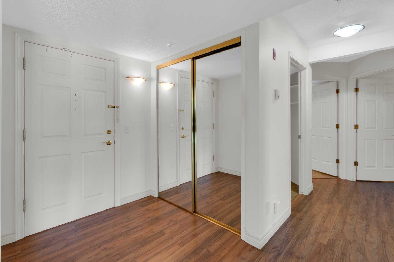 3206 Hawksbrow Point NW 206