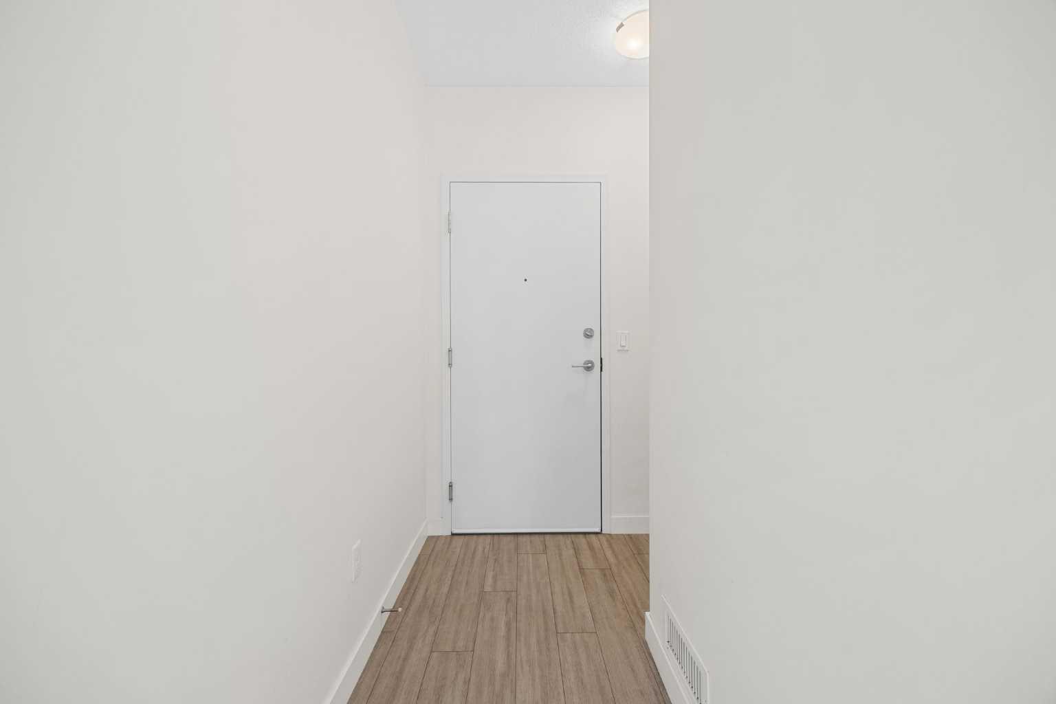 15233 1 Street SE 318