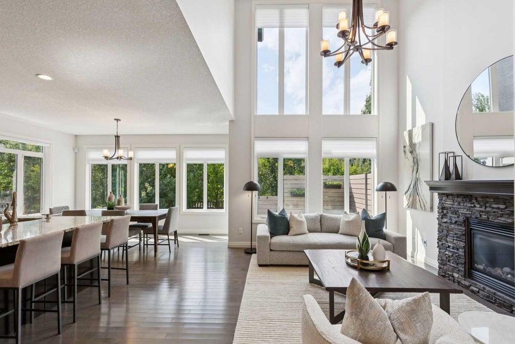 Photo of 27 Aspen Summit Mount SW, Calgary, AB T3H 0V8 (MLS # A2330518)
