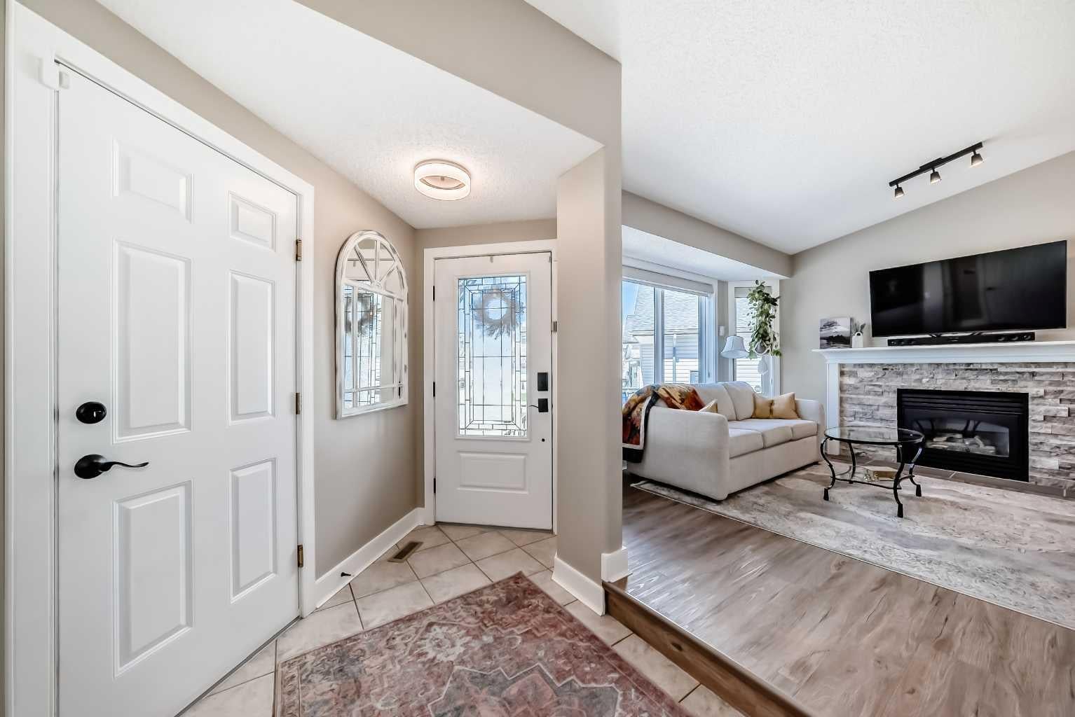 39 Westfall Crescent