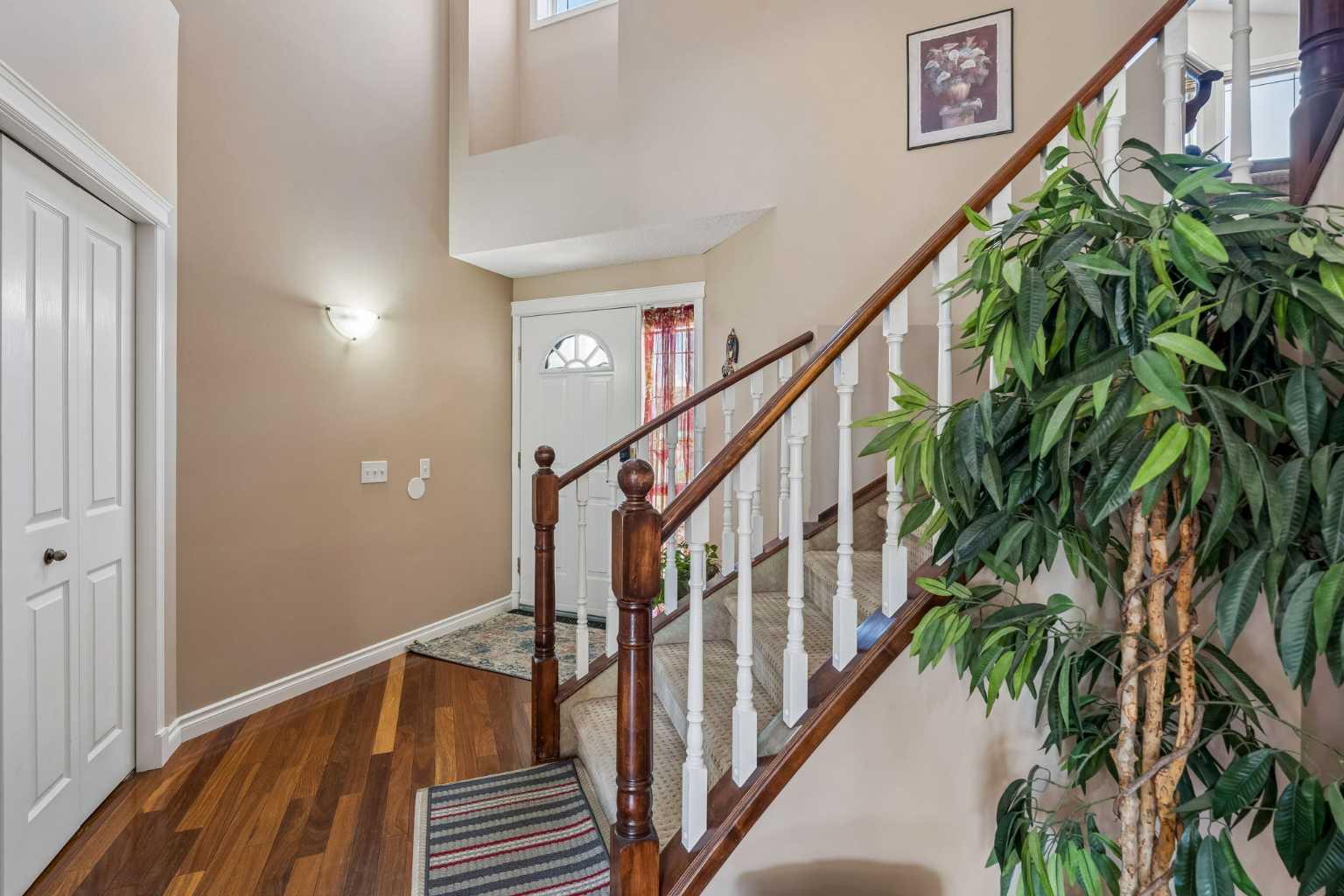 86 Tuscany Ravine Road NW