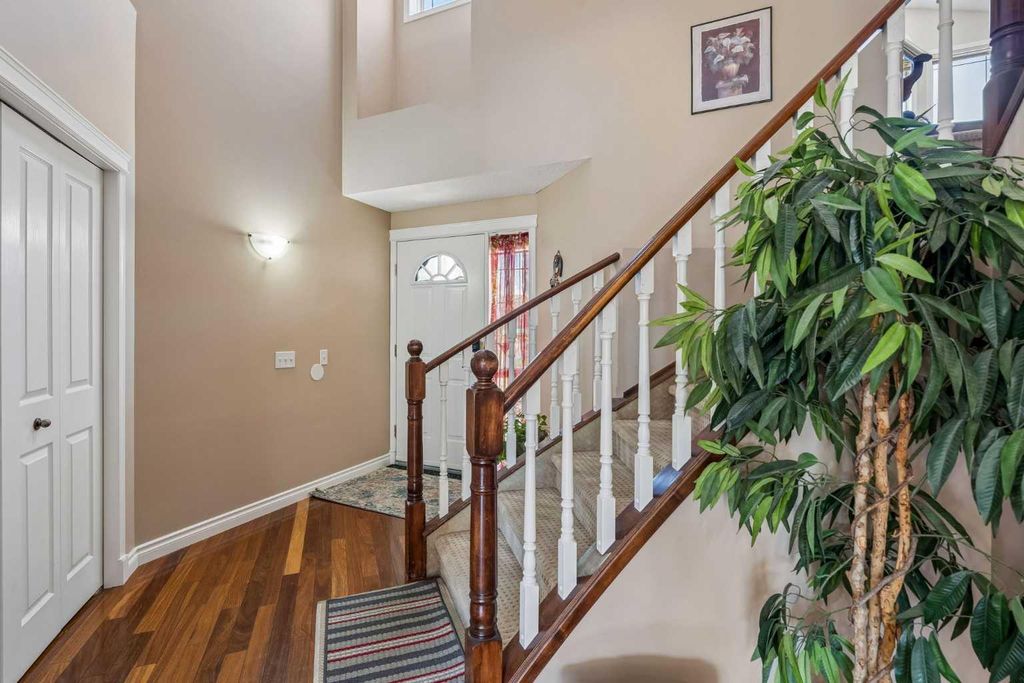 Photo of 86 Tuscany Ravine Road NW, Calgary, AB T3L 2R9 (MLS # A2323292)