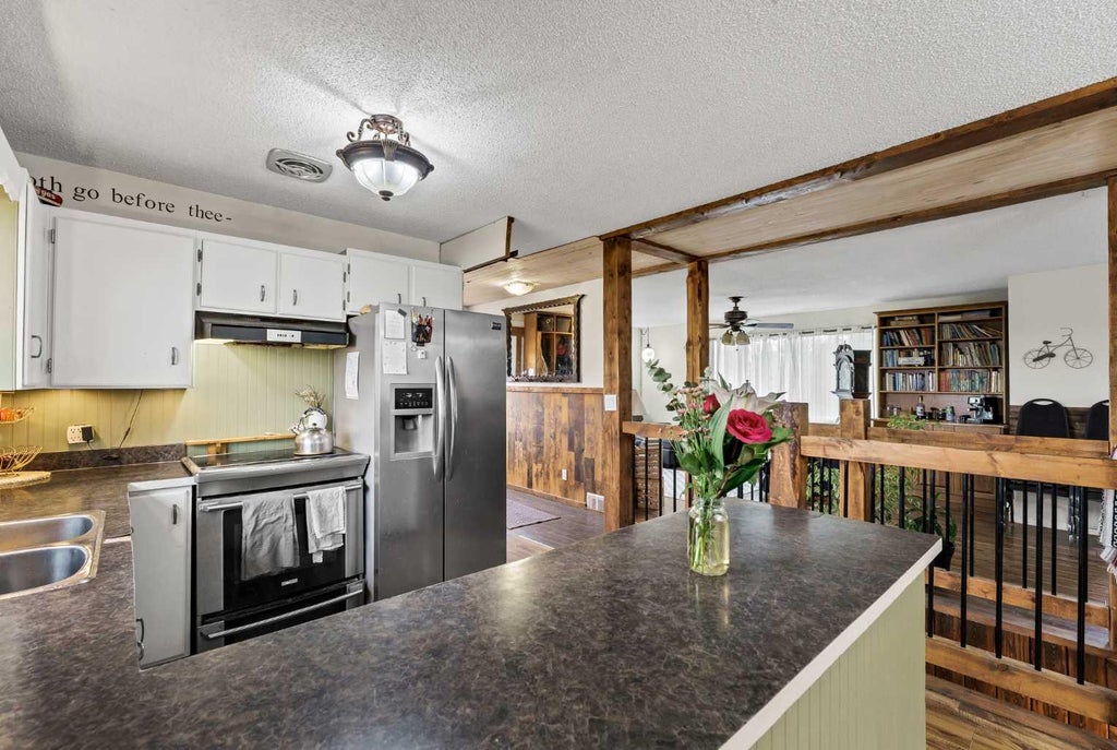 Photo of 94079 113 Range Road, Bow Island, AB T0K 0G0 (MLS # A2337735)