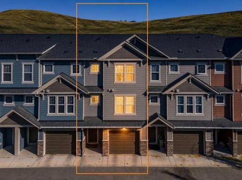 Photo of 206 Cranbrook Square SE, Calgary, AB T3M 3E3 (MLS # A2352753)