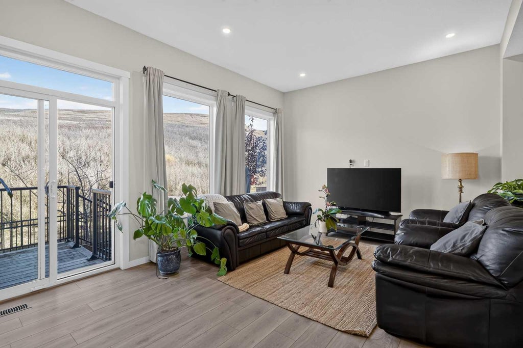 Photo of 206 Cranbrook Square SE, Calgary, AB T3M 3E3 (MLS # A2352753)