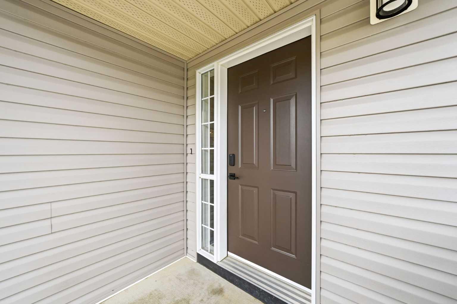 82 Springborough Point SW