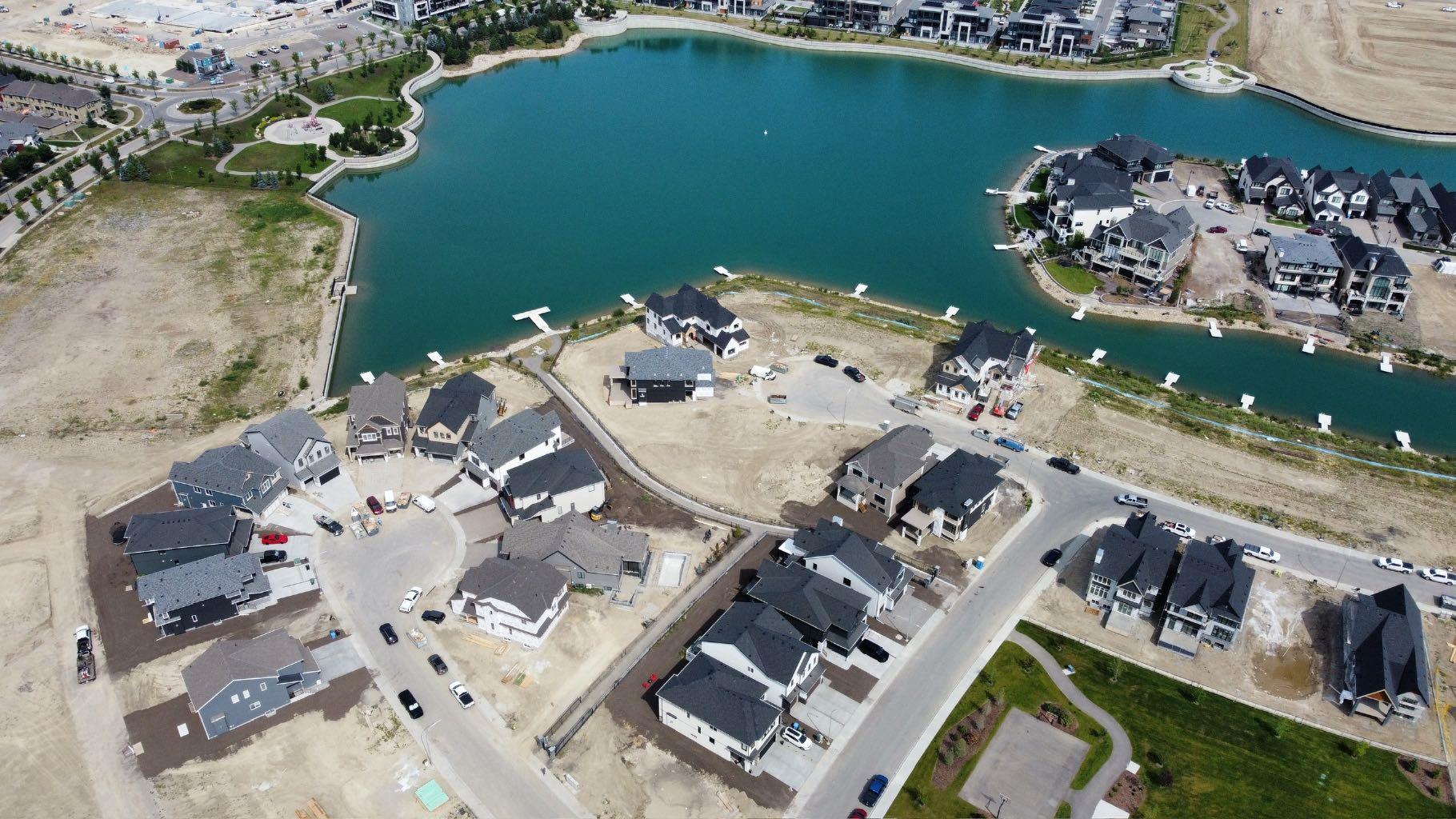 501 Marina Grove SE