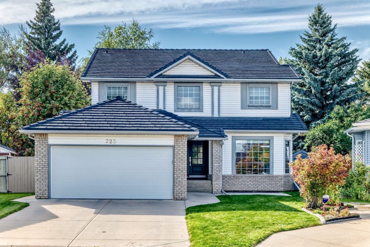 723 Diamond Court SE