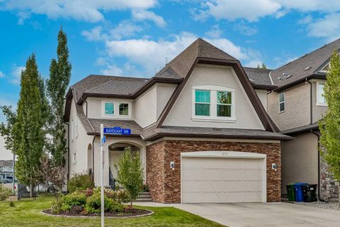 310 Mahogany Manor SE Calgary AB T3M 1X4
