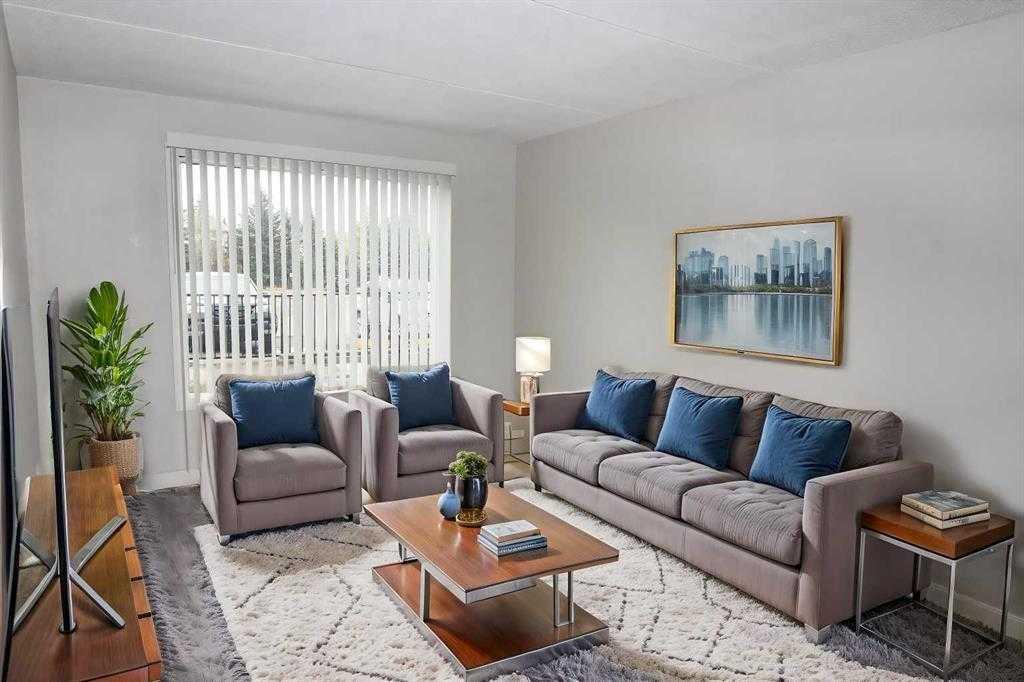 2200 Woodview Drive SW 604