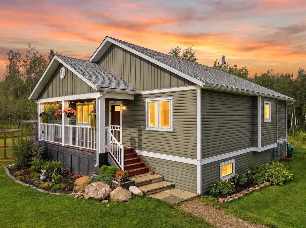 Photo of 424024 Range Road 14A, Rural Ponoka County, AB T0C 2J0 (MLS # A2336384)