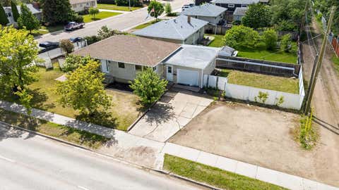 Photo of 9204 100 Street, Grande Prairie, AB T8V 2K7 (MLS # A2320624)