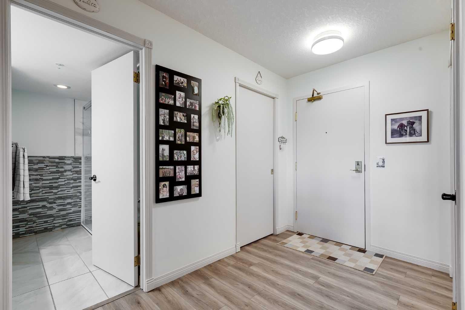6868 Sierra Morena Boulevard SW 245