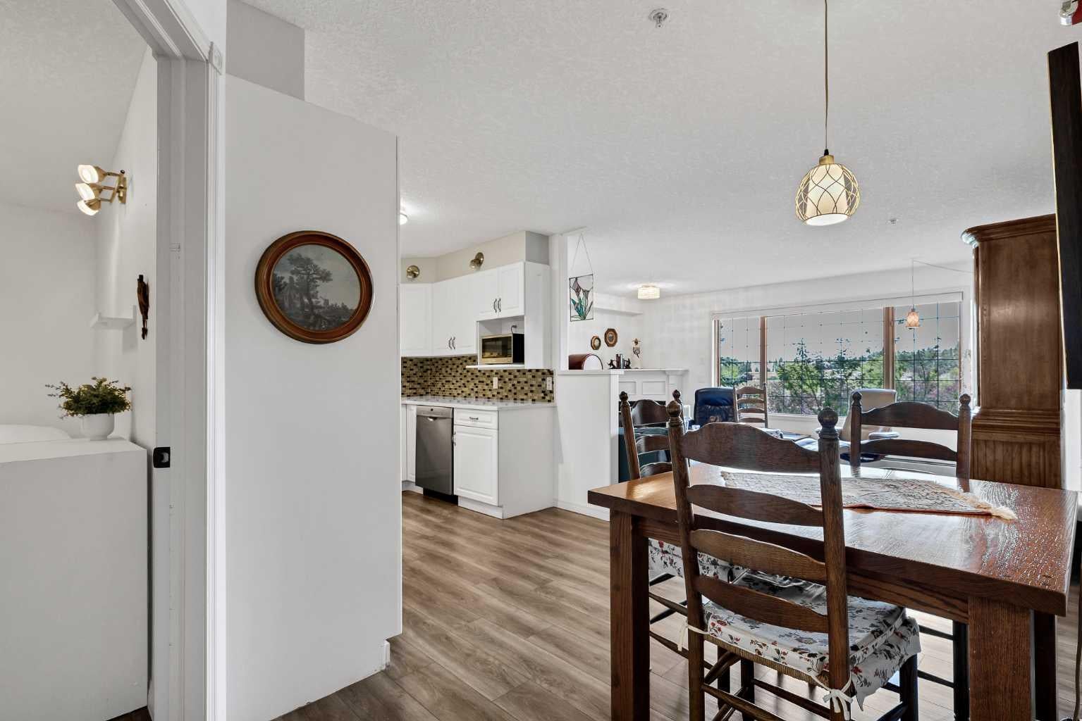 6868 Sierra Morena Boulevard SW 245
