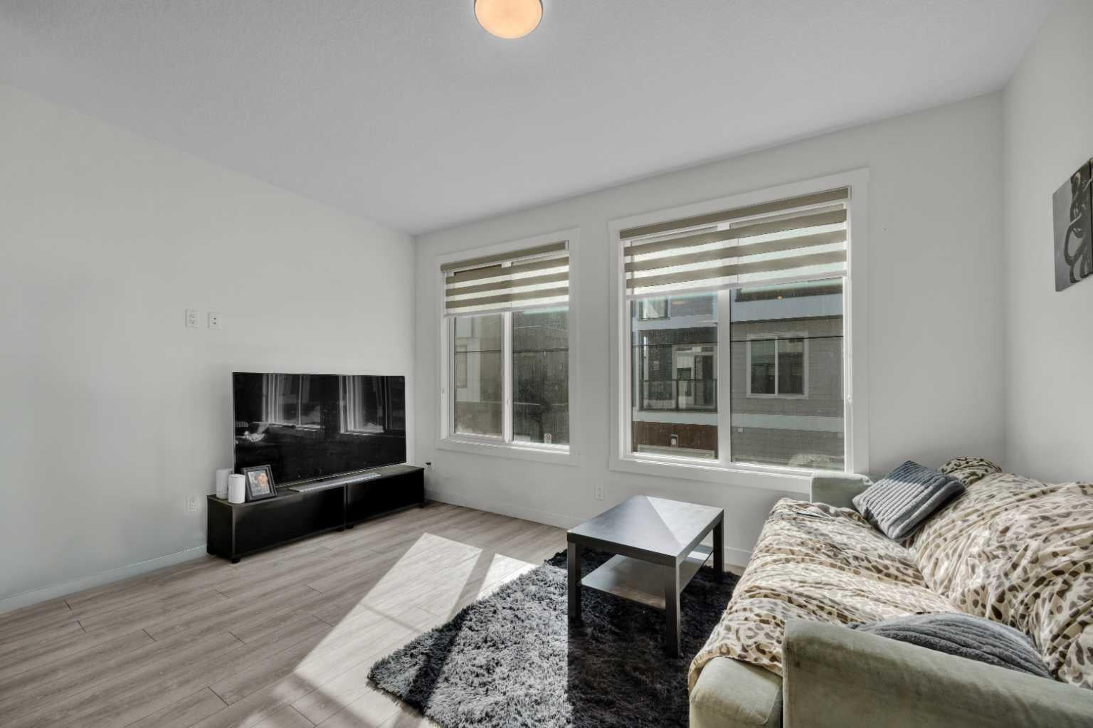 380 Seton Villas SE 152