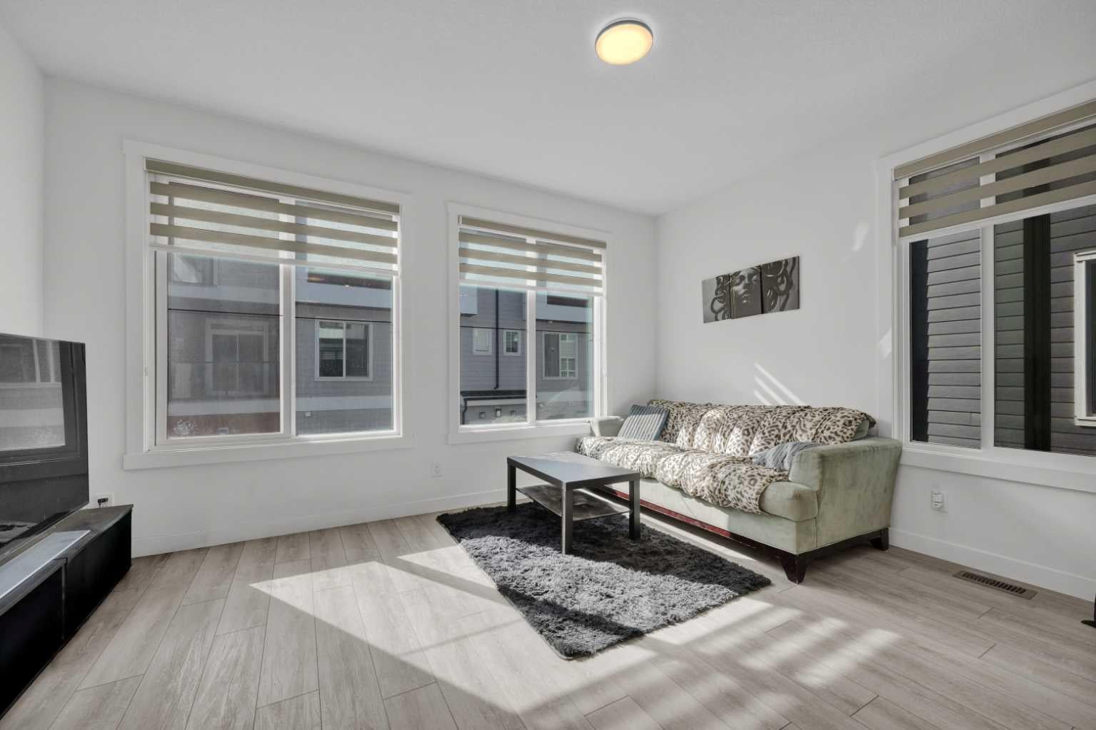 380 Seton Villas SE 152