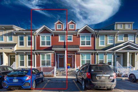 Property photo of 616 Cranford Mews Se, Calgary, AB T3m 2p1