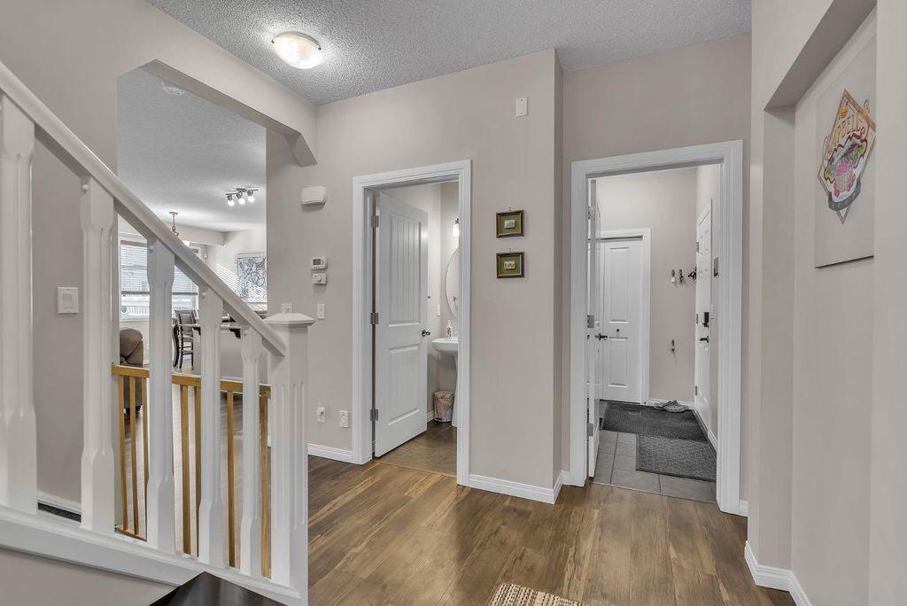 Photo of 31 Walden Court SE, Calgary, AB T2X 0N8 (MLS # A2283020)