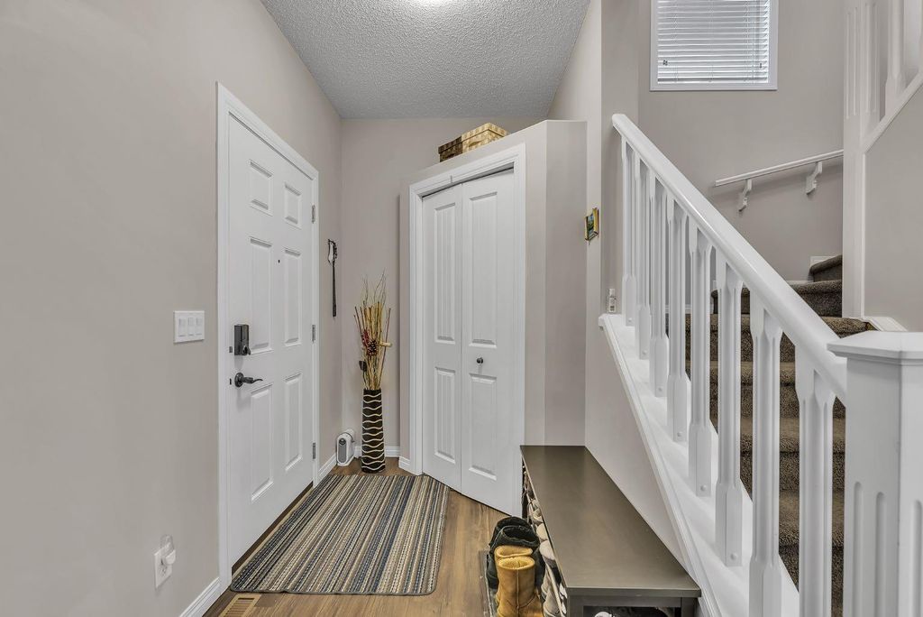 Photo of 31 Walden Court SE, Calgary, AB T2X 0N8 (MLS # A2283020)